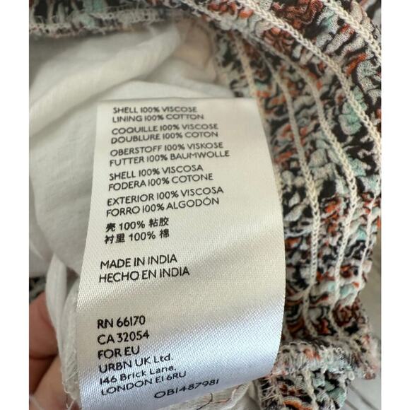 by Anthropologie Printed Paisley Ruffle Blouse V Neck Large - Picture 5 of 8